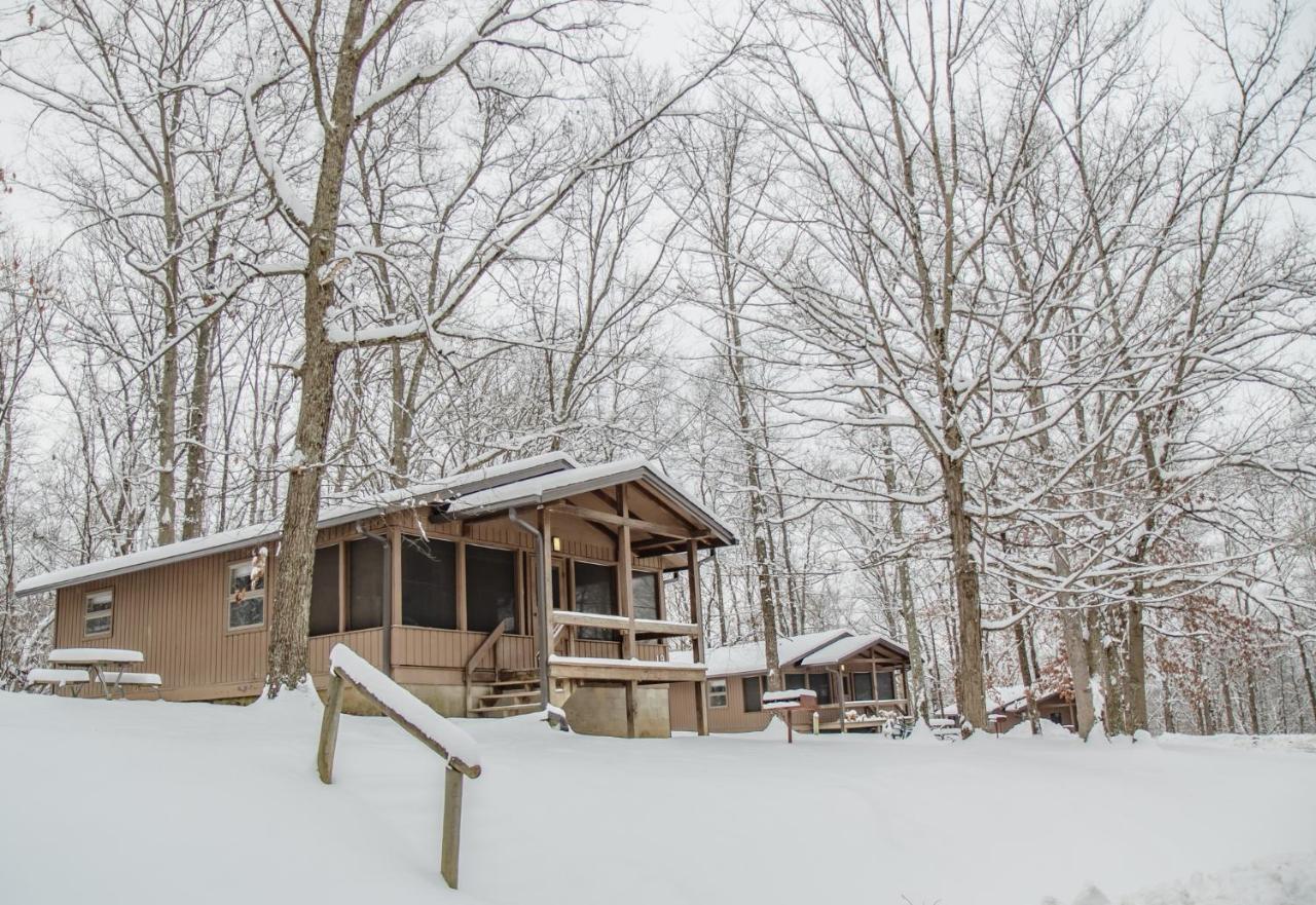 Burr Oak Lodge And Conference Center Glouster Eksteriør bilde